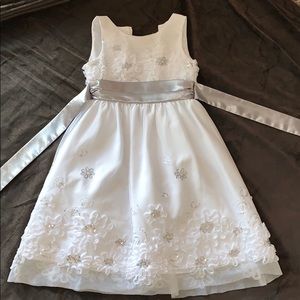 White dress with silver